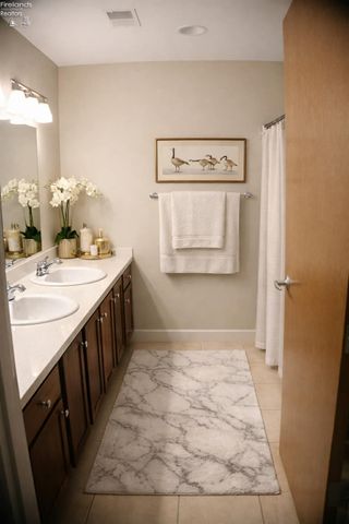 401 W Shoreline Dr Unit 314, Sandusky, OH 44870