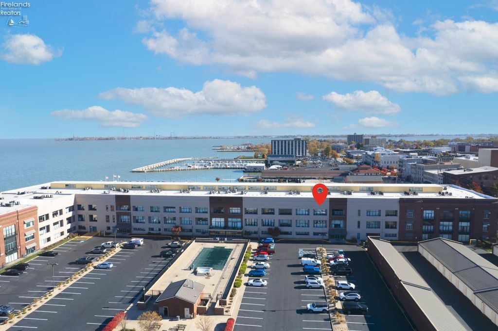 401 W Shoreline Dr Unit 314, Sandusky, OH 44870