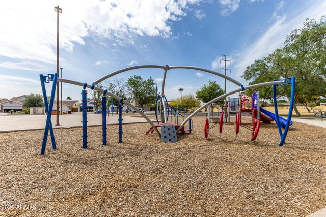 4021 E DES MOINES Street, Mesa, AZ 85205