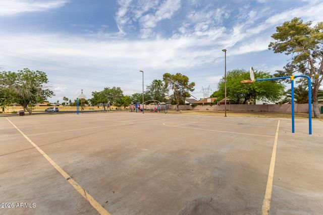 4021 E DES MOINES Street, Mesa, AZ 85205