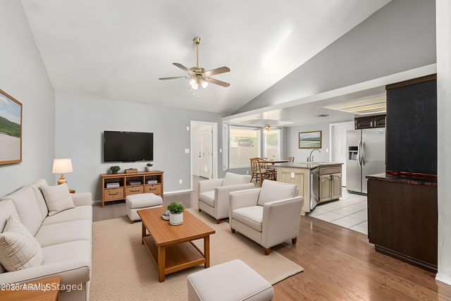 4021 E DES MOINES Street, Mesa, AZ 85205