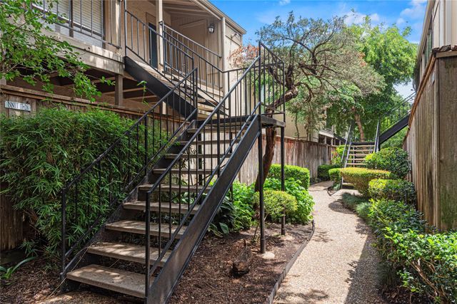 5711 Sugar Hill Drive 24, Houston, TX 77057