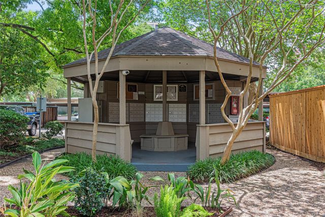 5711 Sugar Hill Drive 24, Houston, TX 77057