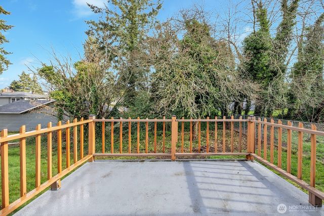 2509 58th Avenue NE, Tacoma, WA 98422