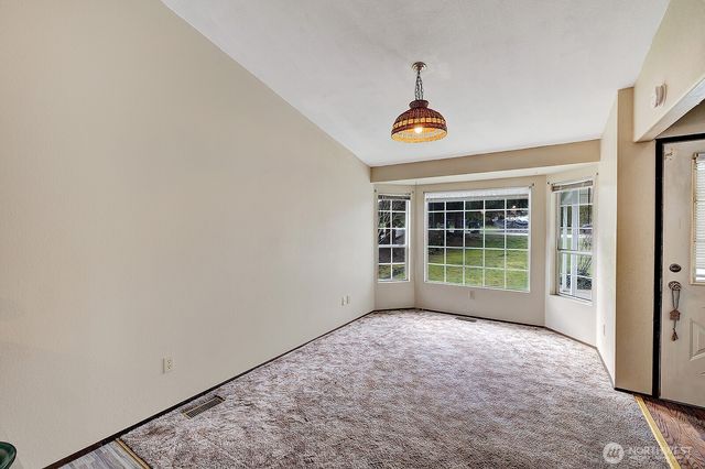 2509 58th Avenue NE, Tacoma, WA 98422