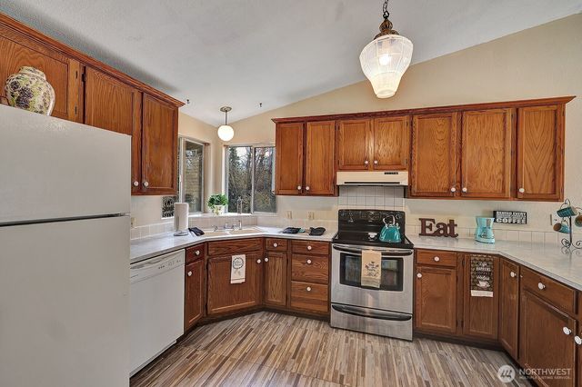 2509 58th Avenue NE, Tacoma, WA 98422