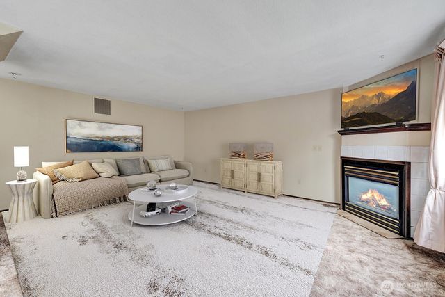 2509 58th Avenue NE, Tacoma, WA 98422