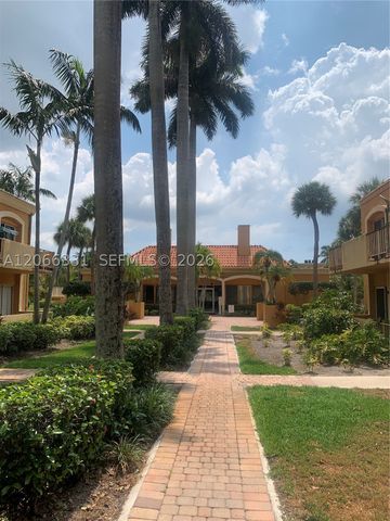 17901 NW 68th Ave T104, Hialeah, FL 33015