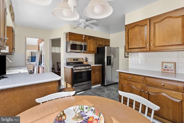 47 MONTAGUE AVE, Ewing, NJ 08628