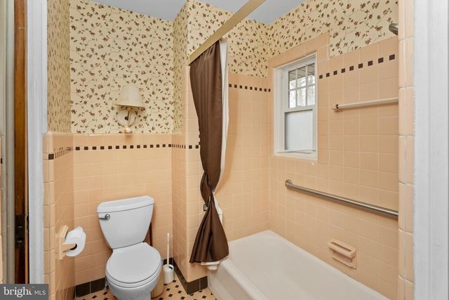 47 MONTAGUE AVE, Ewing, NJ 08628