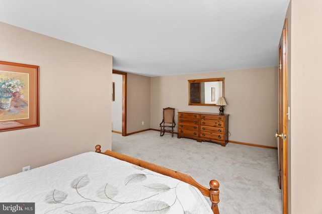 47 MONTAGUE AVE, Ewing, NJ 08628