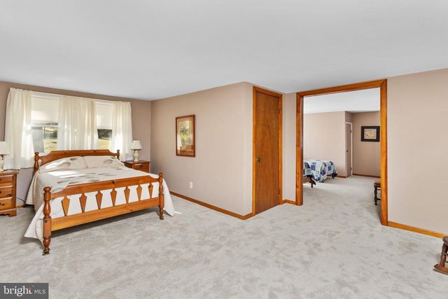 47 MONTAGUE AVE, Ewing, NJ 08628