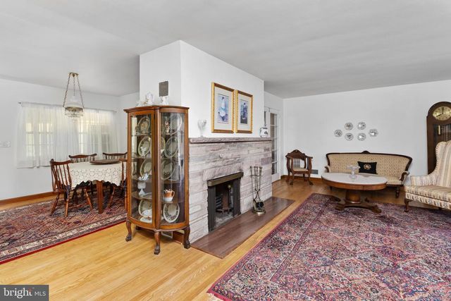 47 MONTAGUE AVE, Ewing, NJ 08628