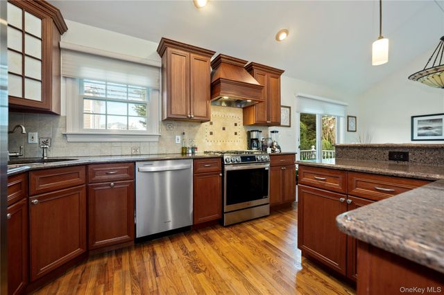 69 Harmon Street, Long Beach, NY 11561