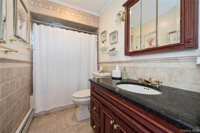 69 Harmon Street, Long Beach, NY 11561