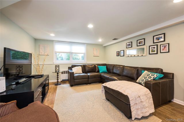 69 Harmon Street, Long Beach, NY 11561