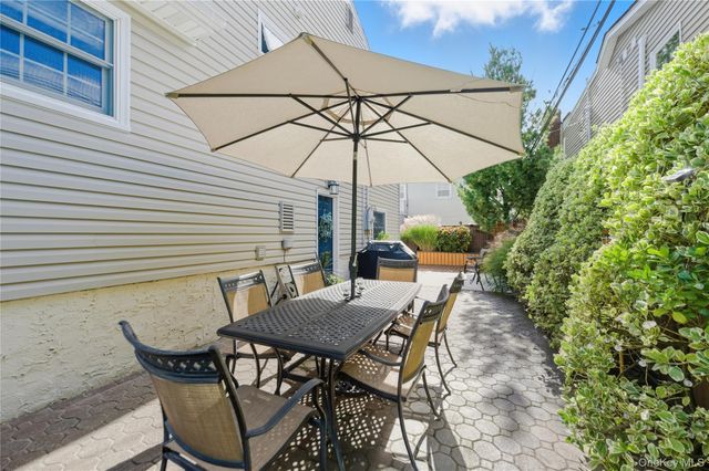 69 Harmon Street, Long Beach, NY 11561