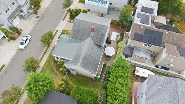 69 Harmon Street, Long Beach, NY 11561