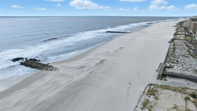 69 Harmon Street, Long Beach, NY 11561