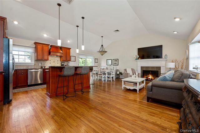 69 Harmon Street, Long Beach, NY 11561