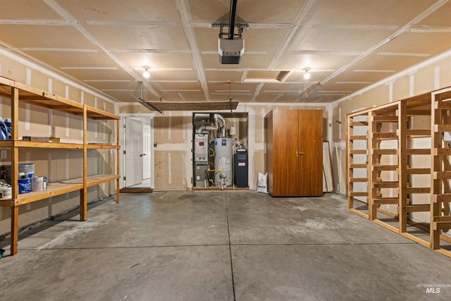 680 W Applegate St, Meridian, ID 83642