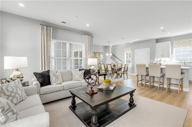 120 Ryker RD W, Moyock, NC 27958