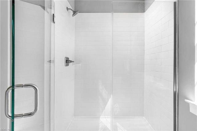 120 Ryker RD W, Moyock, NC 27958