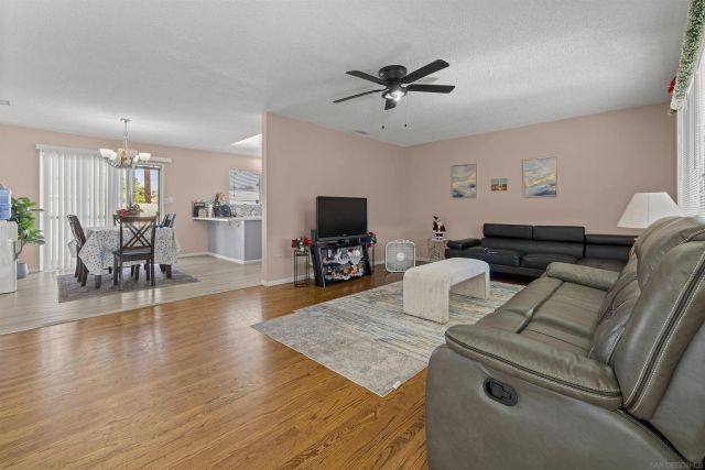 560 Hart street, Hemet, CA 92543