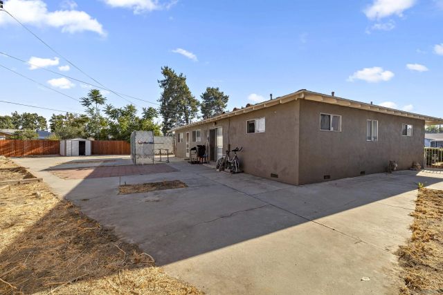 560 Hart street, Hemet, CA 92543
