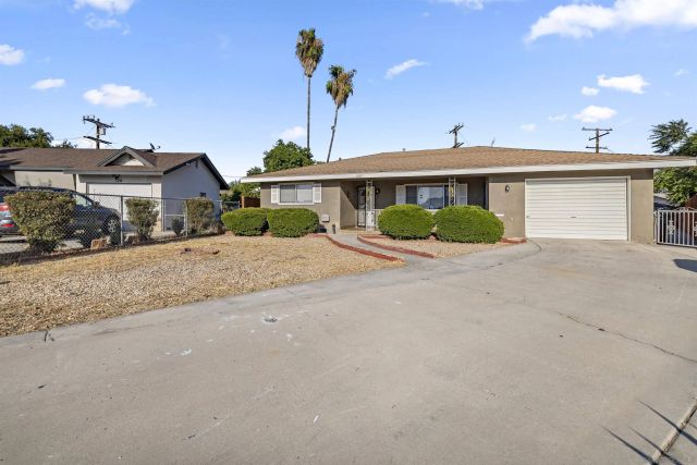 560 Hart street, Hemet, CA 92543