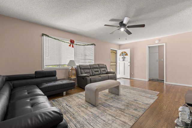 560 Hart street, Hemet, CA 92543