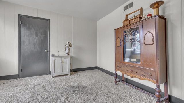 W2692 Woodland ROAD, Sheboygan Falls, WI 53085