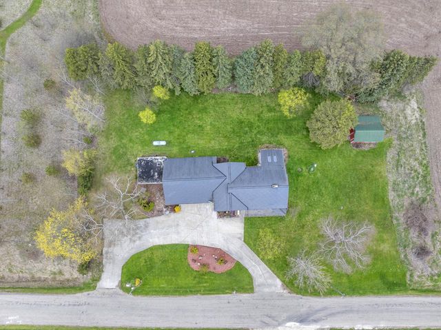 W2692 Woodland ROAD, Sheboygan Falls, WI 53085