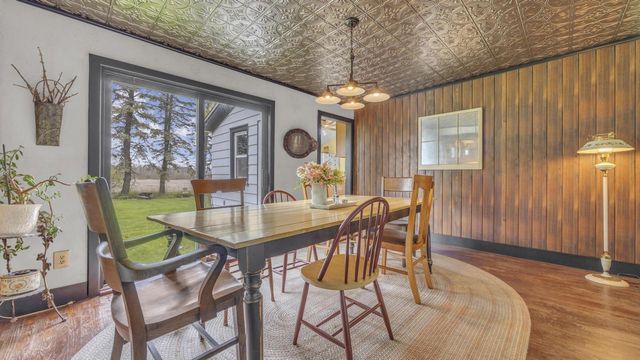 W2692 Woodland ROAD, Sheboygan Falls, WI 53085