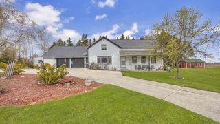 W2692 Woodland ROAD, Sheboygan Falls, WI 53085