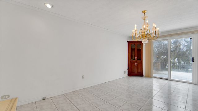 122 Pine Valley Drive, Greece, NY 14626