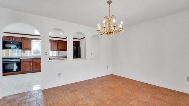 122 Pine Valley Drive, Greece, NY 14626