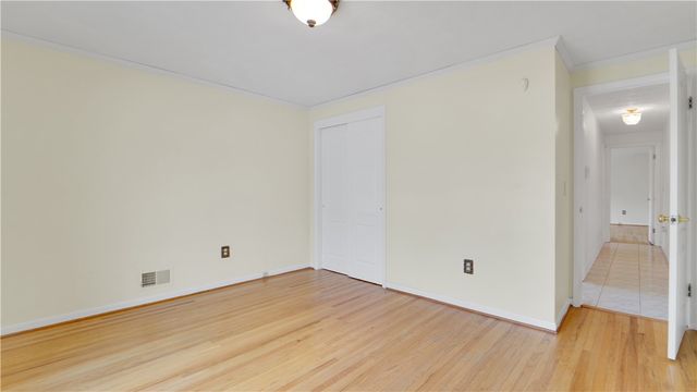 122 Pine Valley Drive, Greece, NY 14626