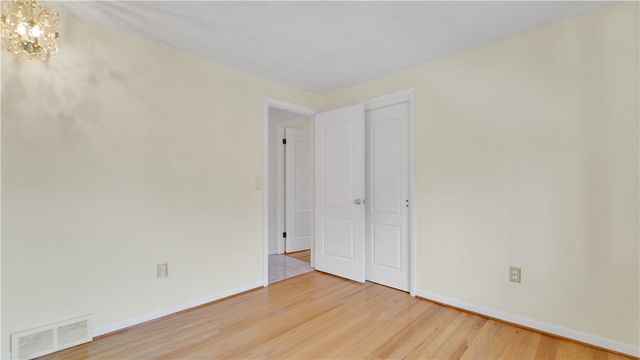 122 Pine Valley Drive, Greece, NY 14626