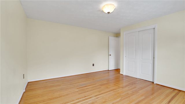 122 Pine Valley Drive, Greece, NY 14626