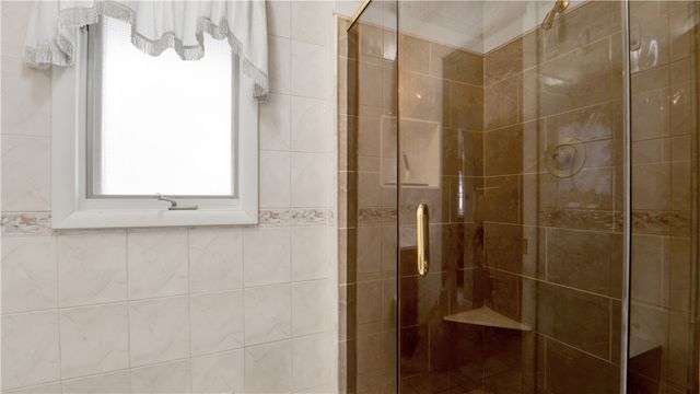 122 Pine Valley Drive, Greece, NY 14626