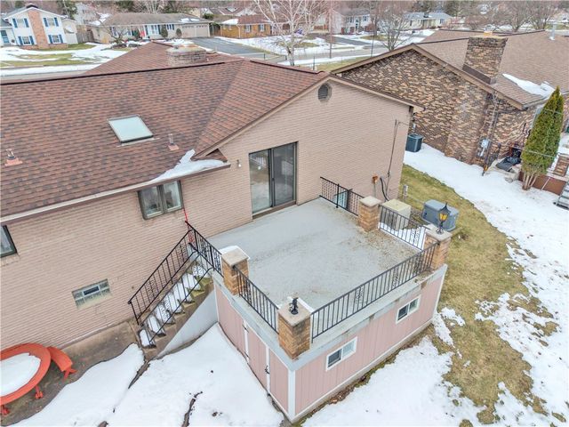 122 Pine Valley Drive, Greece, NY 14626