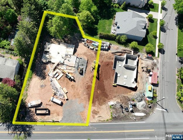 760 Pascack Road, Twp Of Washington, NJ 07676