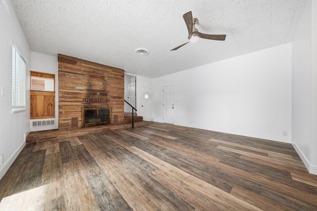 3911 Roesner Avenue, Redding, CA 96002