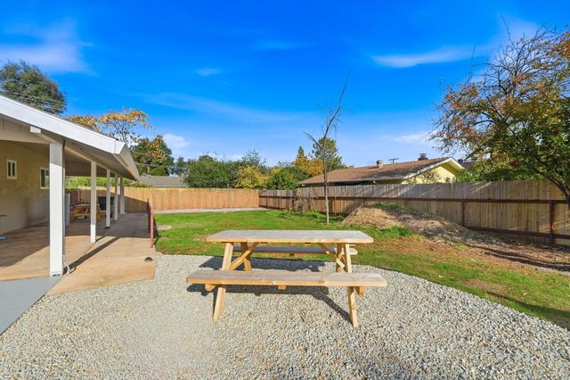 3911 Roesner Avenue, Redding, CA 96002