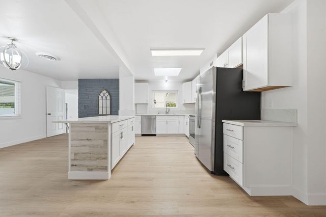 3911 Roesner Avenue, Redding, CA 96002