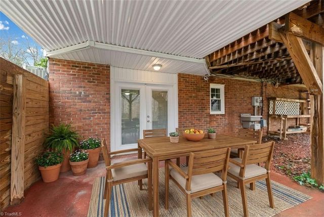 5100 Wheeler Court, Winston-salem, NC 27106