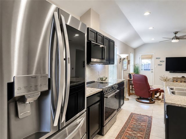 2321 Sky Crest Dr, Corpus Christi, TX 78418