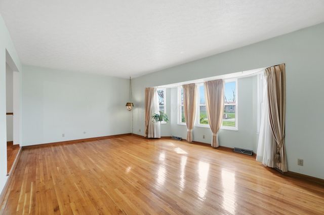 2432 Koebel Road, Columbus, OH 43207