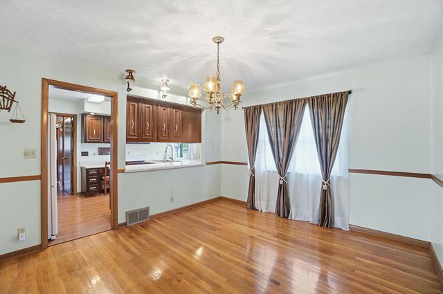 2432 Koebel Road, Columbus, OH 43207